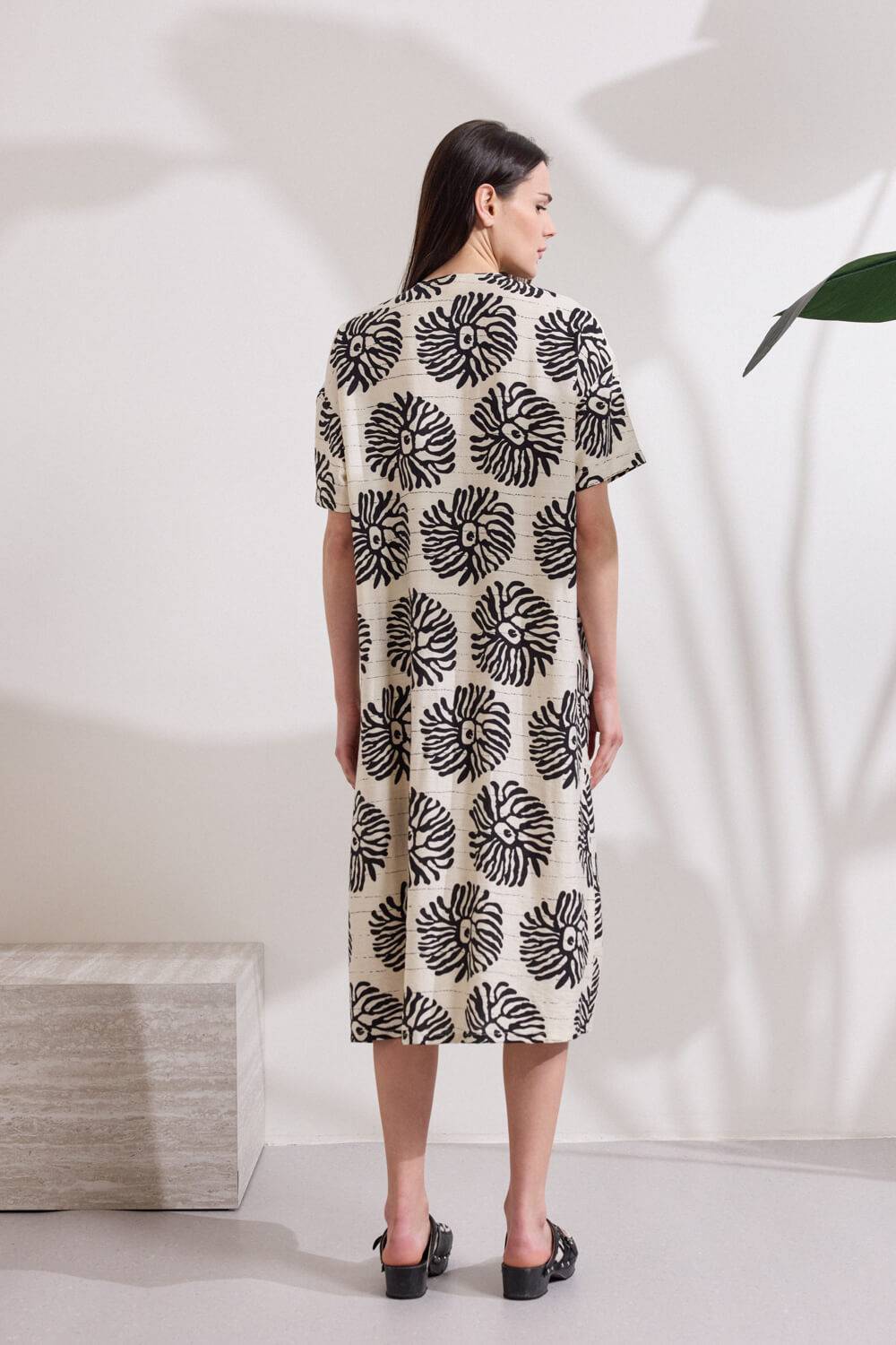 SS0826040 BLACK 4 1000x1500